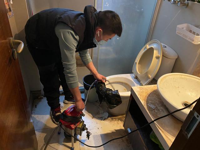 白玉马桶疏通-疏通下水道