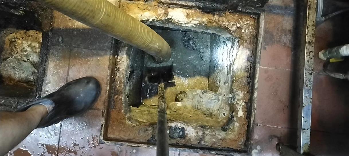 白玉污水池清理一般都有毒气，怎么预防中毒呢？